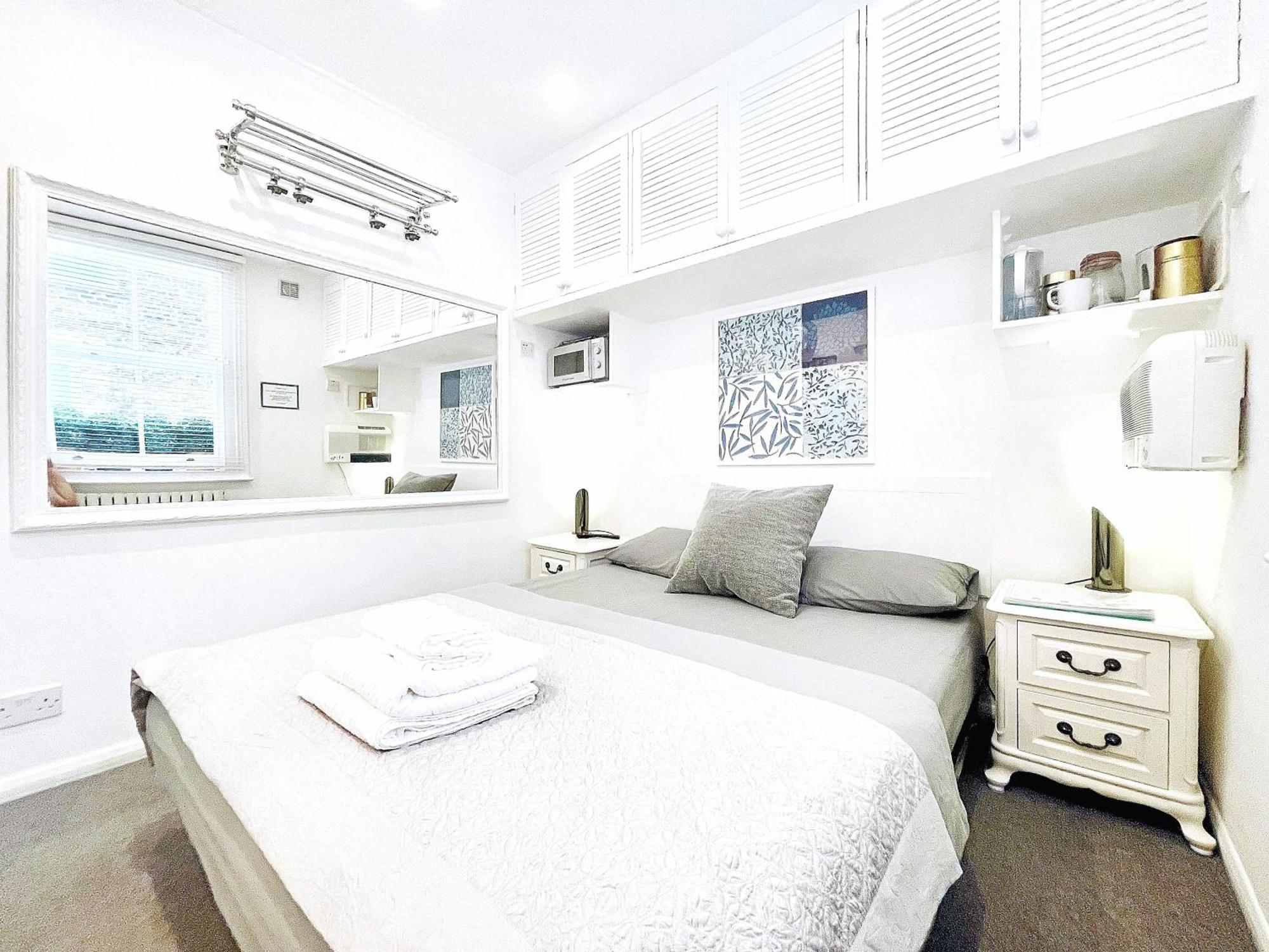 Eden Luxury Apartments Londen Kamer foto